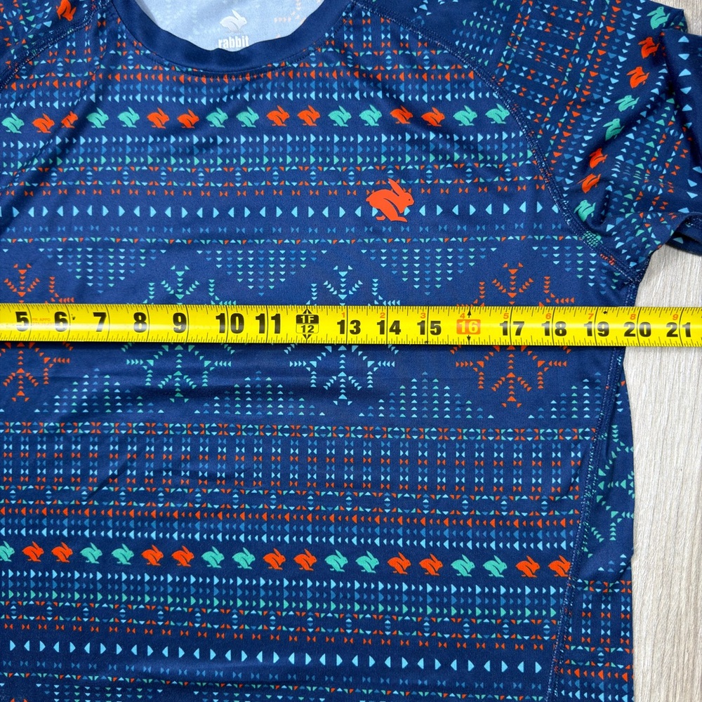 Rabbit Running Long Sleeve Performance Shirt Geom… - image 5